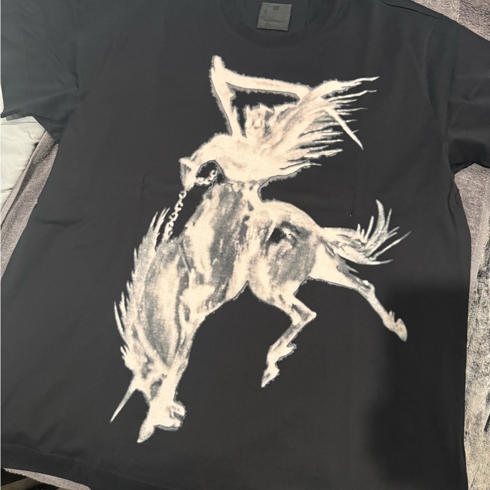 Givenchy Tee shirt